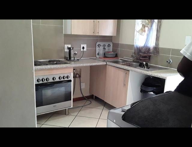 2 BEDROOM PROPERTY TO RENT IN STONERIDGE